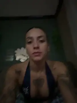 MartinadeCaxias online show from May 16, 2026, 7:35 pm