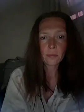 Snapshot of MillaSmileX chatting on May 13, 2026, 5:31 pm MillaSmileX online show from May 13, 2026, 5:31 pm