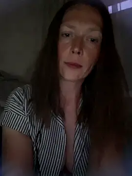 Snapshot of MillaSmileX chatting on May 14, 2026, 5:32 pm MillaSmileX online show from May 14, 2026, 5:32 pm