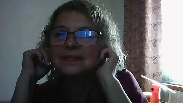 ElizabethGorden online show from July 9, 2026, 6:03 am