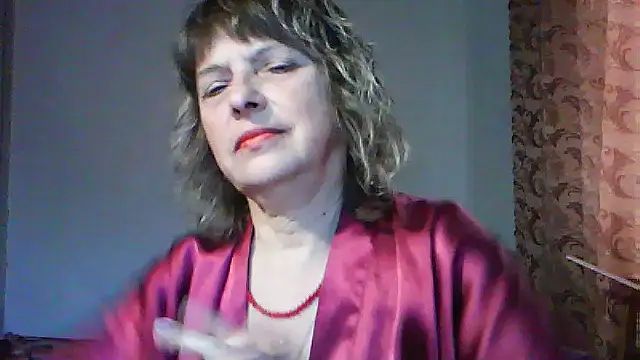 Snapshot of ElizabethGorden chatting on May 15, 2026, 3:04 am ElizabethGorden online show from May 15, 2026, 3:04 am