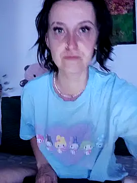 Goddessm00n1 online show from May 27, 2026, 10:06 pm