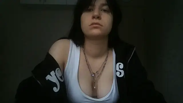 Snapshot of GrayceDeclet chatting on July 10, 2026, 6:13 am GrayceDeclet online show from July 10, 2026, 6:13 am