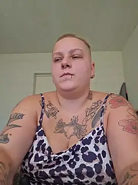Snapshot of Lady_Peggi chatting on August 8, 2026, 12:34 pm Lady Peggi online show from August 8, 2026, 12:34 pm