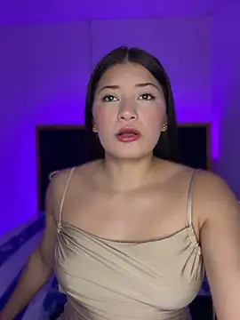 VioletaSanchez24 online show from June 24, 2026, 11:24 pm