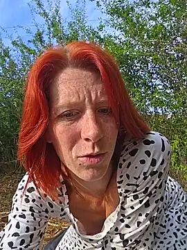 Snapshot of PoppyBoop chatting on June 29, 2026, 6:31 am PoppyBoop online show from June 29, 2026, 6:31 am