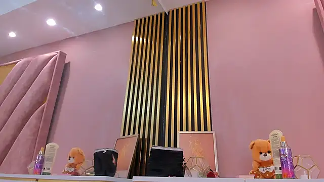 Anny bakers  online show from July 28, 2026, 3:32 pm