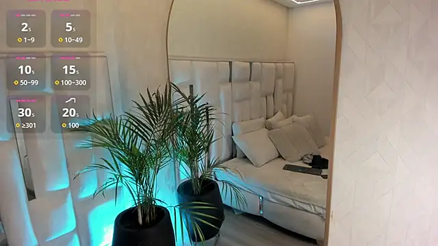 Violet vyx online show from June 2, 2026, 5:18 am