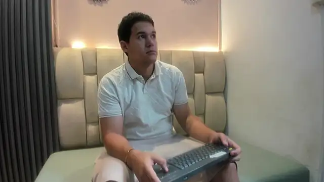 jacob schneider online show from June 12, 2026, 1:20 pm