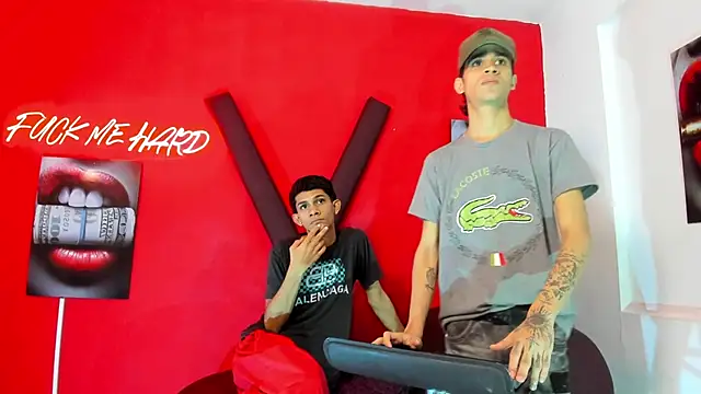 TWINKS BOYSX online show from May 17, 2026, 7:14 pm