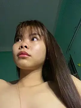 Snapshot of Cry_sexy chatting on June 6, 2026, 8:03 pm Cry sexy online show from June 6, 2026, 8:03 pm