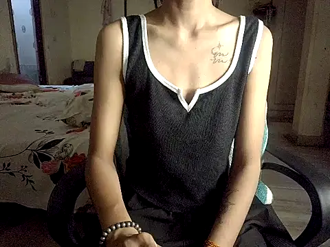 Sexyrossy7 online show from May 29, 2026, 6:52 am