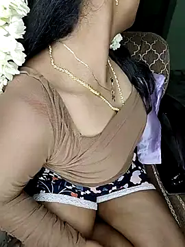 Tamil  Thara003 online show from June 2, 2026, 3:23 pm