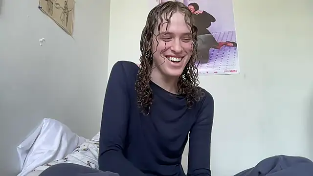 bryluvvsu online show from May 5, 2026, 5:49 pm