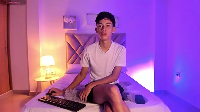 Baby noahtt online show from June 13, 2026, 2:04 pm