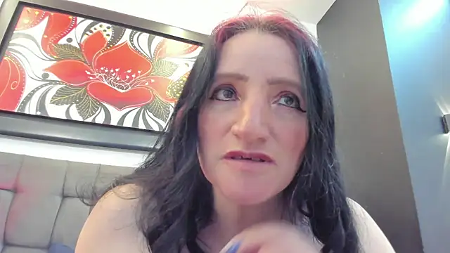 CloeMature online show from July 5, 2026, 4:19 am