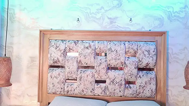 violeta duval online show from June 6, 2026, 3:12 am