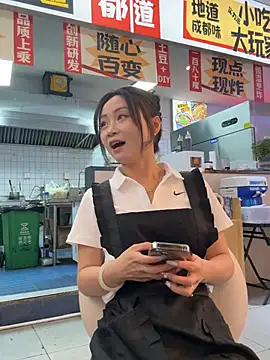 Snapshot of huihui_520 chatting on May 13, 2026, 3:46 am huihui 520 online show from May 13, 2026, 3:46 am