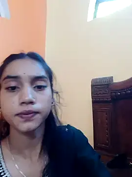 hotchandagirl online show from May 15, 2026, 7:50 am