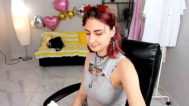 Cruela Bena online show from May 10, 2026, 11:14 am