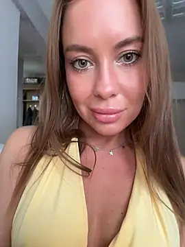 -Ashley Stone- online show from May 15, 2026, 10:57 am