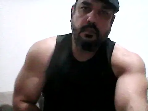 Snapshot of stallony chatting on June 10, 2026, 9:38 pm stallony online show from June 10, 2026, 9:38 pm