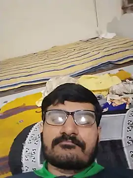 Snapshot of sumitkal chatting on August 5, 2026, 4:23 pm sumitkal online show from August 5, 2026, 4:23 pm