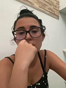 Zoex 0 online show from May 12, 2026, 10:27 pm