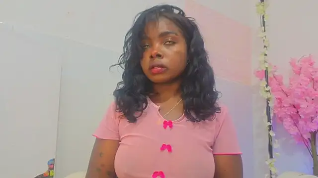 Snapshot of kilyetvera chatting on August 7, 2026, 7:14 am kilyetvera online show from August 7, 2026, 7:14 am