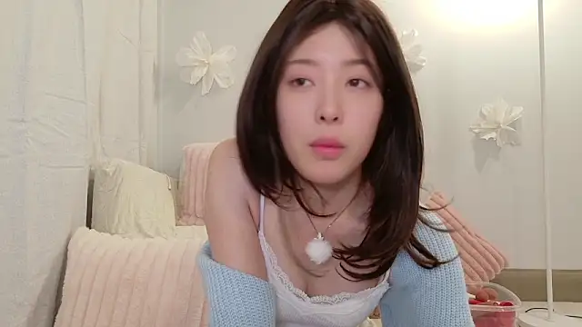 sakura-ch- online show from July 3, 2026, 5:19 pm