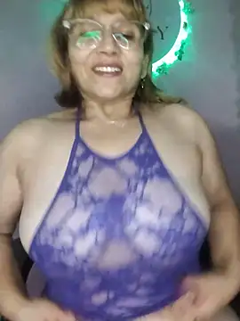 Snapshot of vitaminafranccesca chatting on June 7, 2026, 4:28 am vitaminafranccesca online show from June 7, 2026, 4:28 am