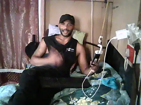 Snapshot of Camodick chatting on November 1, 2025, 11:48 am Camodick online show from November 1, 2025, 11:48 am