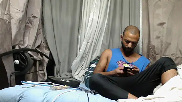 Snapshot of Camodick chatting on March 26, 2026, 12:53 am Camodick online show from March 26, 2026, 12:53 am