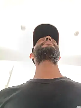 Snapshot of Camodick chatting on November 24, 2025, 3:01 pm Camodick online show from November 24, 2025, 3:01 pm