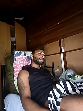 Snapshot of Camodick chatting on November 14, 2025, 2:15 am Camodick online show from November 14, 2025, 2:15 am