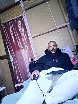 Snapshot of Camodick chatting on October 27, 2025, 7:59 pm Camodick online show from October 27, 2025, 7:59 pm