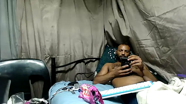 Snapshot of Camodick chatting on April 9, 2026, 3:52 am Camodick online show from April 9, 2026, 3:52 am