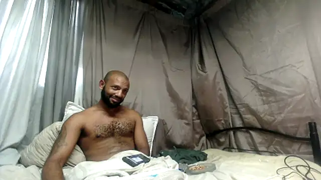 Snapshot of Camodick chatting on March 10, 2026, 6:28 am Camodick online show from March 10, 2026, 6:28 am