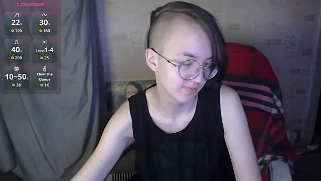 Snapshot of Alessa_Kiss chatting on June 21, 2026, 10:43 am Alessa Kiss online show from June 21, 2026, 10:43 am
