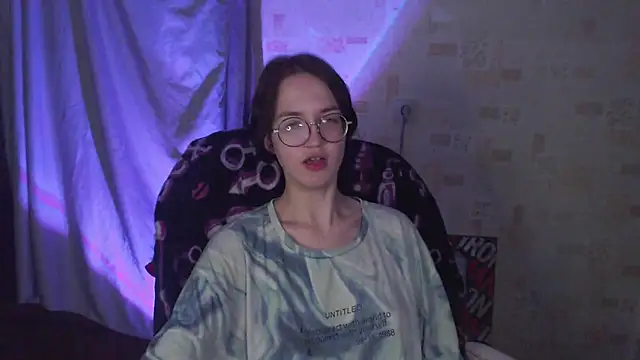 Snapshot of Alessa_Kiss chatting on June 5, 2026, 7:30 pm Alessa Kiss online show from June 5, 2026, 7:30 pm