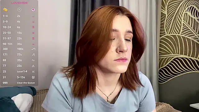 EwaDerobertis online show from June 19, 2026, 2:34 pm
