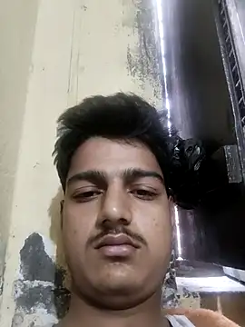 Snapshot of your_shezada chatting on May 8, 2026, 4:27 am your shezada online show from May 8, 2026, 4:27 am
