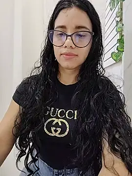 Snapshot of alanahot94 chatting on August 9, 2026, 5:41 pm alanahot94 online show from August 9, 2026, 5:41 pm