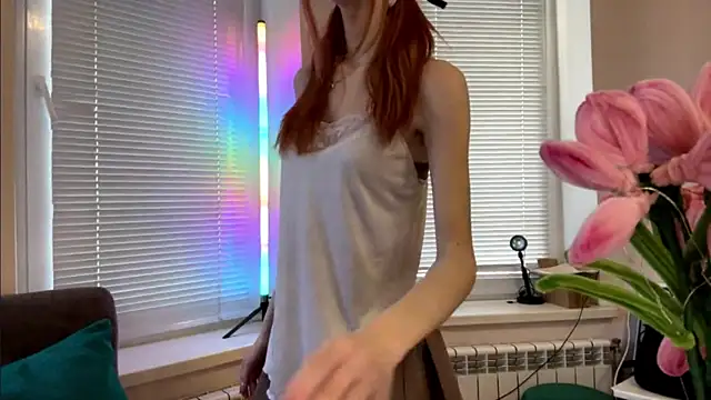 Snapshot of AliceServanica chatting on May 8, 2026, 10:30 am AliceServanica online show from May 8, 2026, 10:30 am
