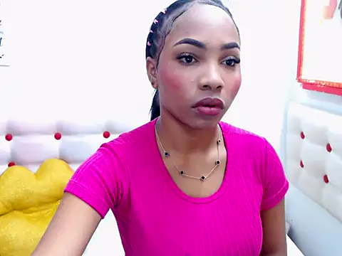 whitneynaugthyxxxx online show from June 12, 2026, 4:38 pm