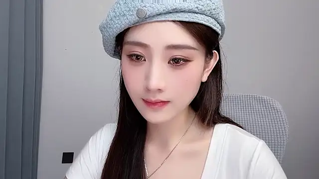  222Mia online show from June 27, 2026, 12:22 pm