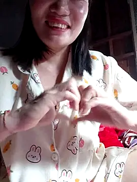 Snapshot of -Trici- chatting on June 10, 2026, 10:55 pm -Trici- online show from June 10, 2026, 10:55 pm