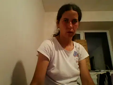 Snapshot of DanicaFey chatting on July 2, 2026, 6:47 pm DanicaFey online show from July 2, 2026, 6:47 pm