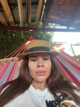 khloe99 online show from August 2, 2026, 4:04 pm
