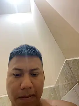 alejandro hottts online show from May 10, 2026, 1:25 pm